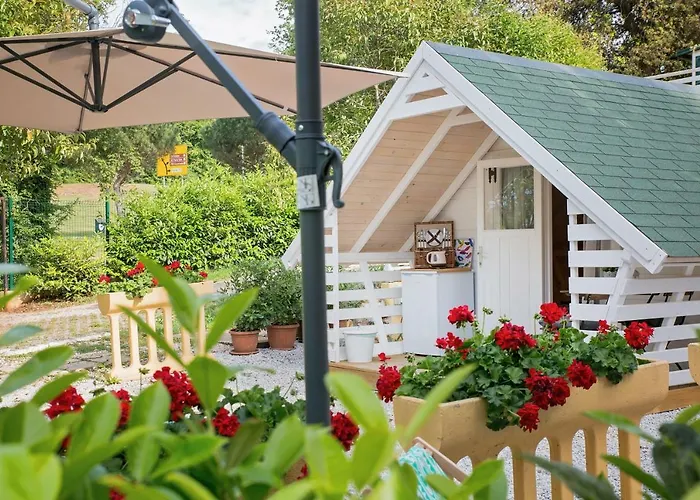 홀리데이파크 Tina 4*