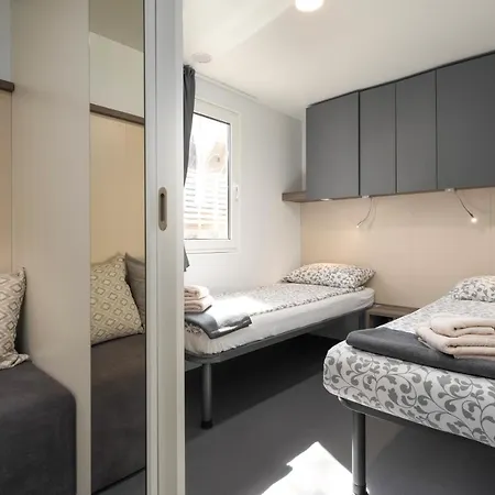 Parque de vacaciones Tina 4*
