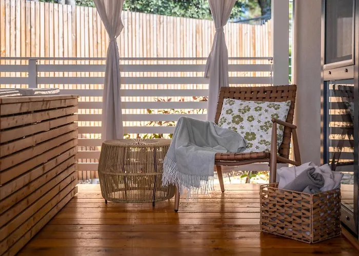 Tina 假日公园 4*