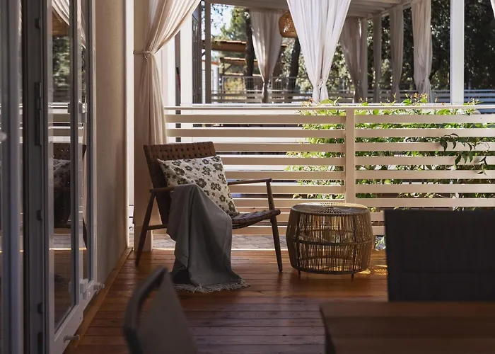 Tina 4* 弗尔萨尔